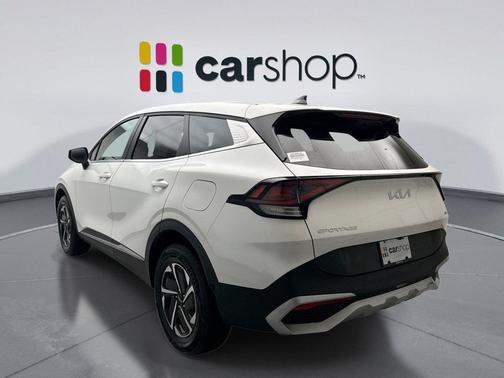 Snow White Pearl 2024 Kia Sportage Hybrid LX