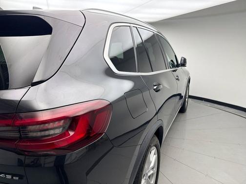 2022 BMW X5 PHEV xDrive45e
