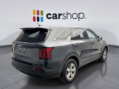 2023 Kia Sorento LX