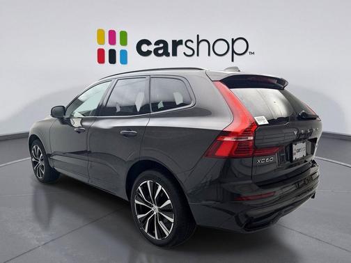 Platinum Gray 2025 Volvo XC60 B5 Plus