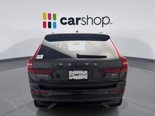 Platinum Gray 2025 Volvo XC60 B5 Plus
