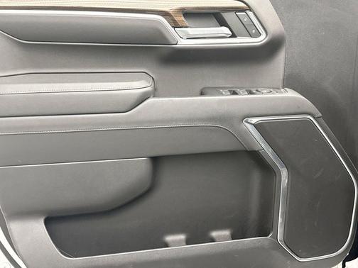 Summit White 2022 Chevrolet Silverado 1500 LT