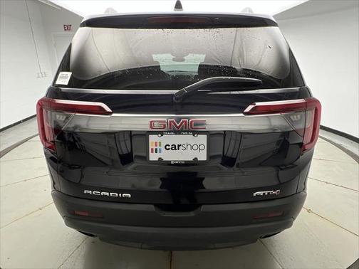 2022 GMC Acadia AWD AT4