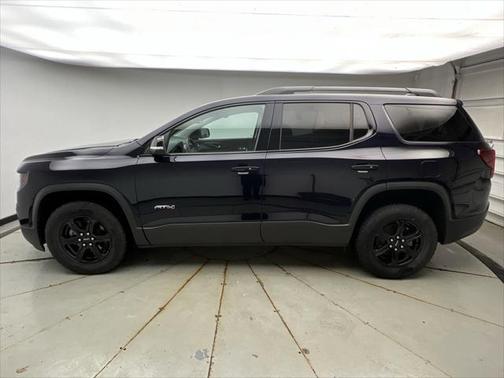 2022 GMC Acadia AWD AT4