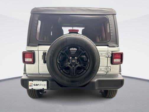 Silver Zynith Clearcoat 2022 Jeep Wrangler Unlimited Sport