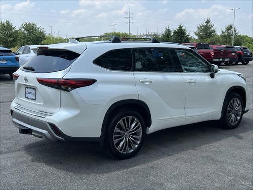 2021 Toyota Highlander Platinum