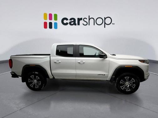 2023 GMC Canyon AT4
