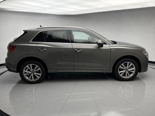 2023 Audi Q3 Premium 45 TFSI S line quattro Tiptronic