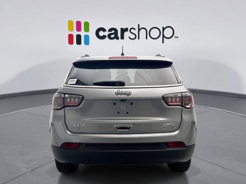 Billet Silver Metallic Clearcoat 2023 Jeep Compass Latitude Lux