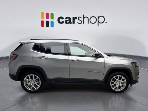 Billet Silver Metallic Clearcoat 2023 Jeep Compass Latitude Lux