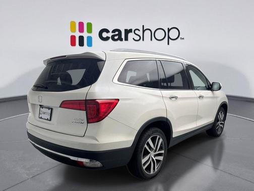 White Diamond 2018 Honda Pilot Elite