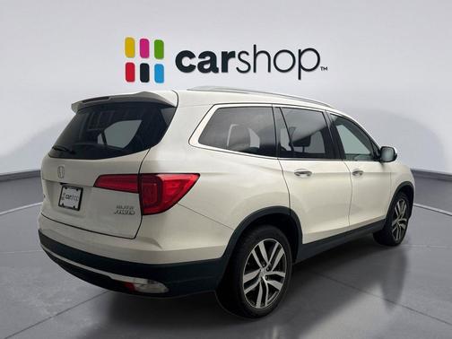 White Diamond 2018 Honda Pilot Elite