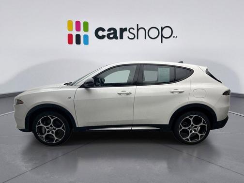 Milano White 2024 Alfa Romeo Tonale Ti EAWD