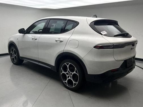 Milano White 2024 Alfa Romeo Tonale Ti EAWD