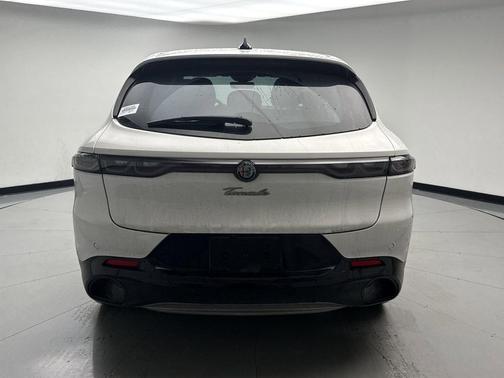 Milano White 2024 Alfa Romeo Tonale Ti EAWD