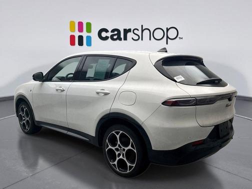 Milano White 2024 Alfa Romeo Tonale Ti EAWD