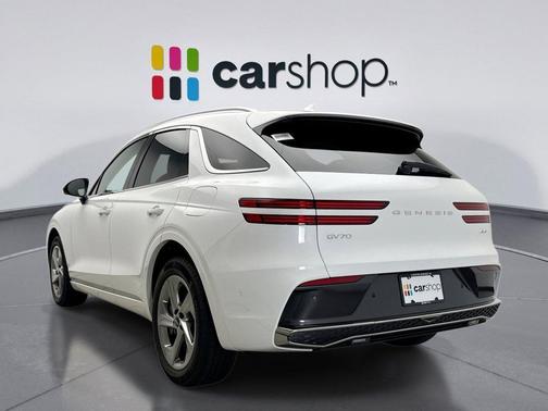 2026 Genesis GV70 2.5T Advanced