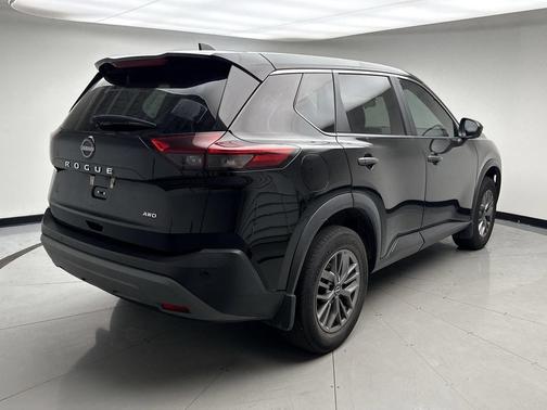 Super Black 2023 Nissan Rogue S