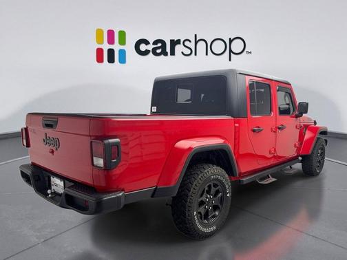 Firecracker Red Clearcoat 2022 Jeep Gladiator Willys 4x4