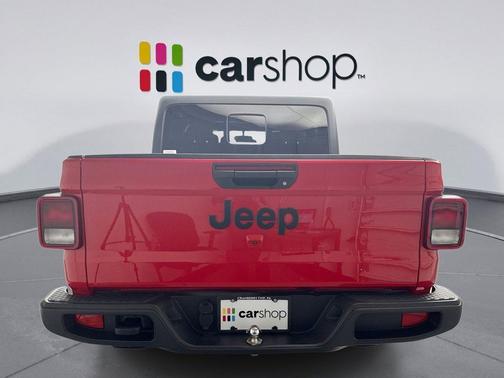 Firecracker Red Clearcoat 2022 Jeep Gladiator Willys 4x4