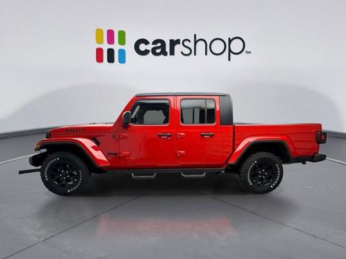 Firecracker Red Clearcoat 2022 Jeep Gladiator Willys 4x4