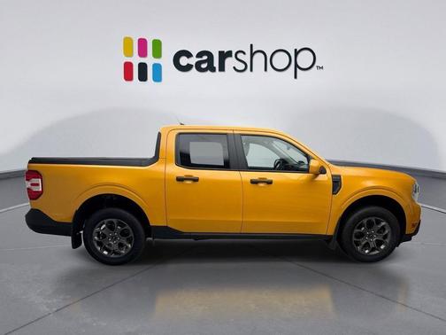 CYBER ORANGE METALLIC TC 2023 Ford Maverick XLT