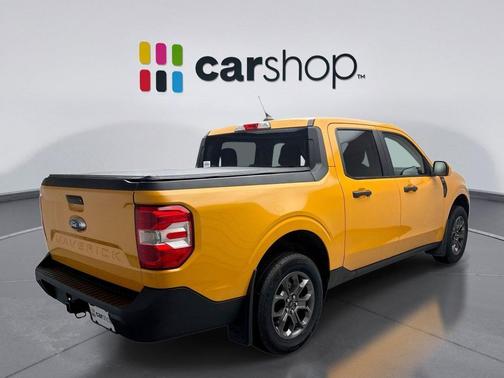 CYBER ORANGE METALLIC TC 2023 Ford Maverick XLT
