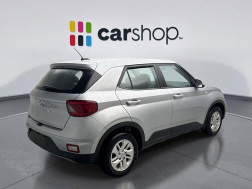 2023 Hyundai VENUE SE