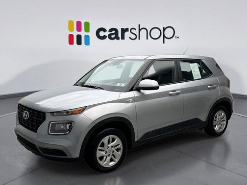 2023 Hyundai VENUE SE