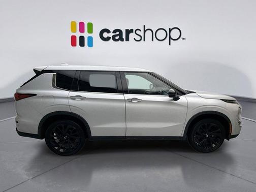 2022 Mitsubishi Outlander Black Edition S-AWC