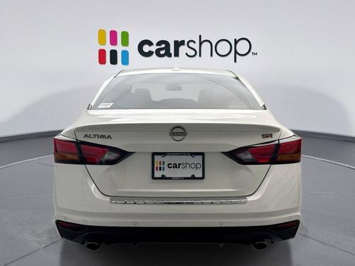 Pearl White Tricoat 2023 Nissan Altima SR FWD