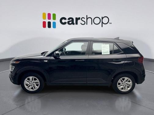 2022 Hyundai VENUE SE