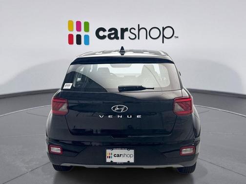 2022 Hyundai VENUE SE