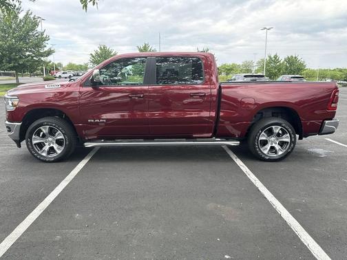 Delmonico Red Pearlcoat 2023 RAM 1500 Laramie
