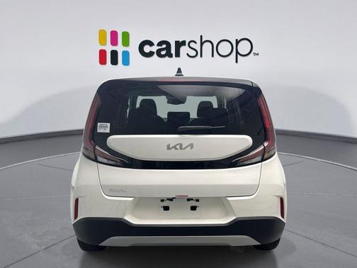Clear White/Black Roof 2025 Kia Soul S