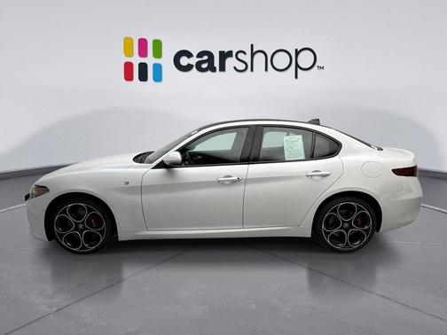 2022 Alfa Romeo Giulia Ti