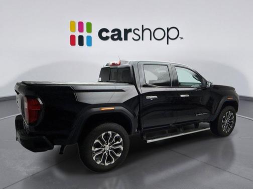 2024 GMC Canyon Denali