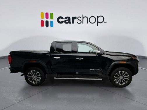 2024 GMC Canyon Denali