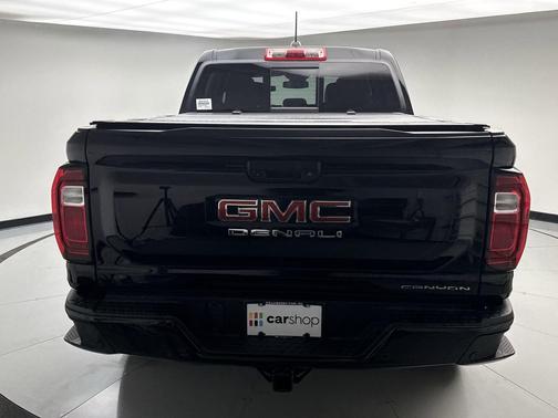 2024 GMC Canyon Denali