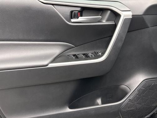 Magnetic Gray Metallic 2025 Toyota RAV4 XLE