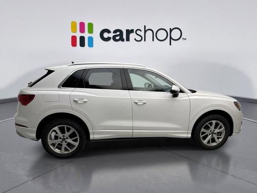 Ibis White 2023 Audi Q3 Premium 40 TFSI quattro Tiptronic