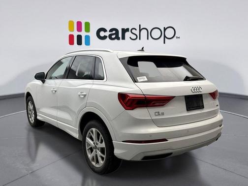 Ibis White 2023 Audi Q3 Premium 40 TFSI quattro Tiptronic