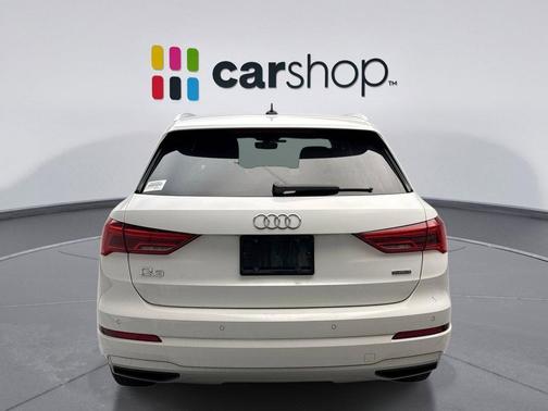 Ibis White 2023 Audi Q3 Premium 40 TFSI quattro Tiptronic