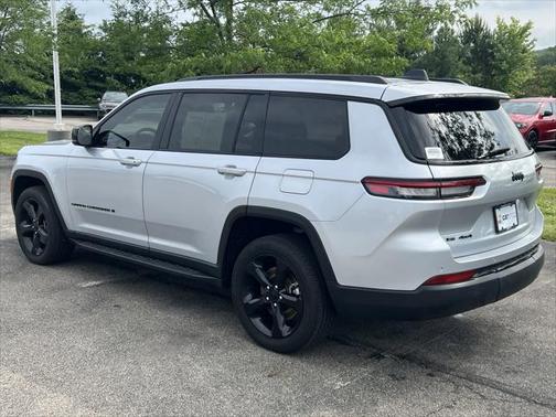 2022 Jeep Grand Cherokee L Altitude