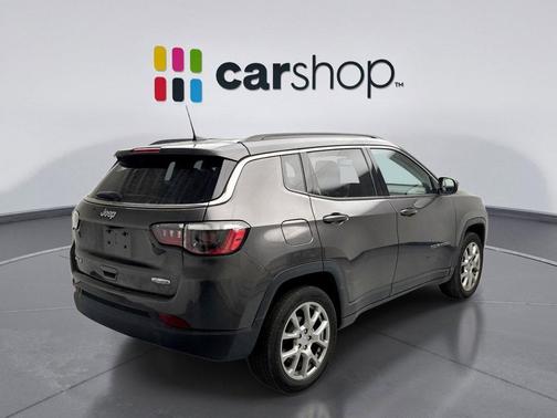 2022 Jeep Compass Latitude Lux