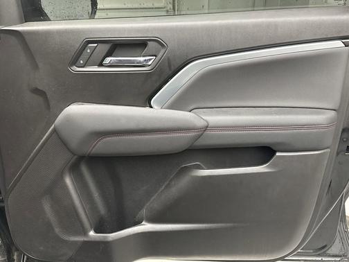 Black 2023 Chevrolet Colorado Z71