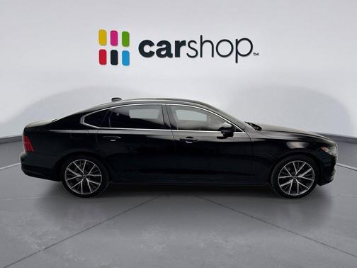 2018 Volvo S90 T5 Momentum
