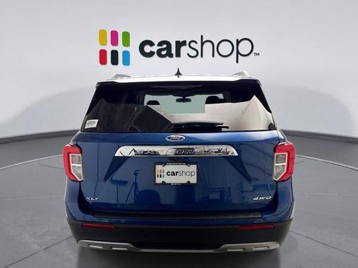 ATLAS BLUE METALLIC 2021 Ford Explorer XLT