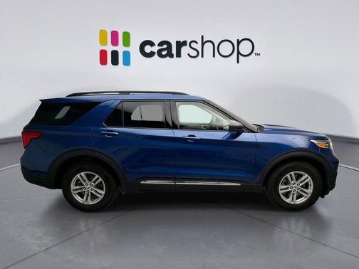 ATLAS BLUE METALLIC 2021 Ford Explorer XLT