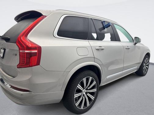 2024 Volvo XC90 B5 Core Bright Theme